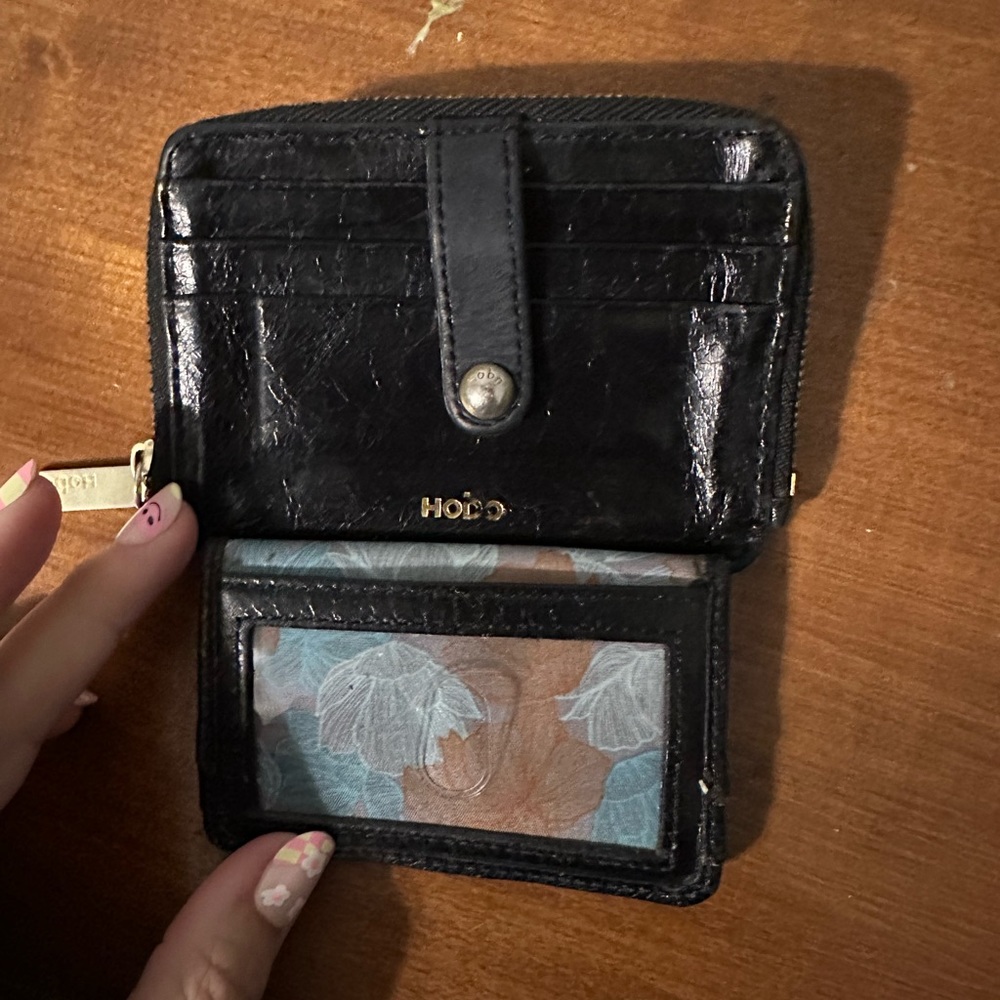 Hobo Wallet - Picture 2 of 3